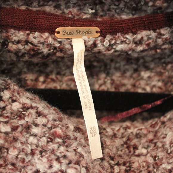 FREE PEOPLE loose turtle neck sweater - Picture 3 of 3